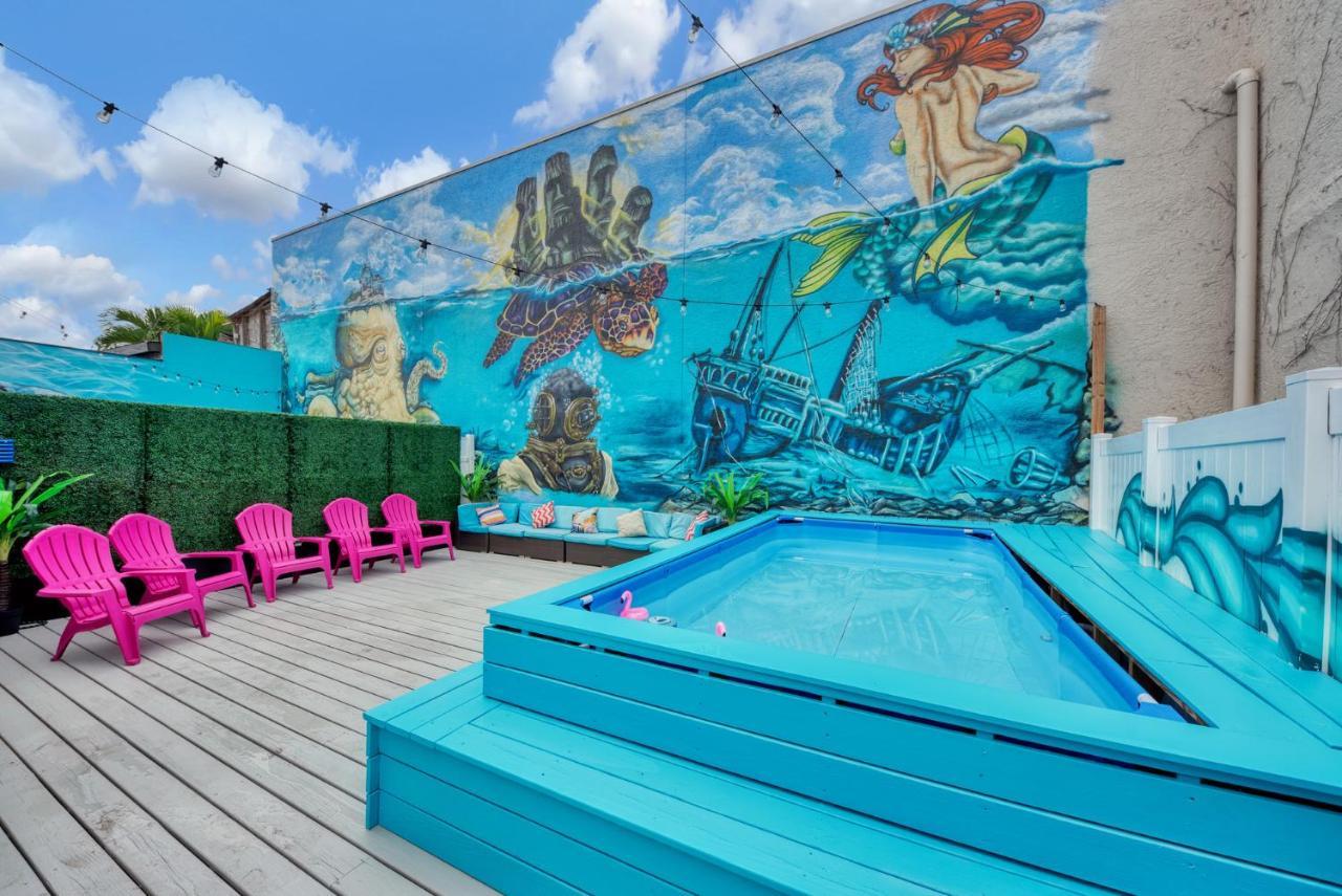 Mermaid House With Pool Jacuzzi Steps To Siesta Key Beach 사라소타 외부 사진