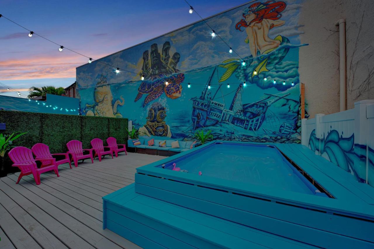 Mermaid House With Pool Jacuzzi Steps To Siesta Key Beach 사라소타 외부 사진